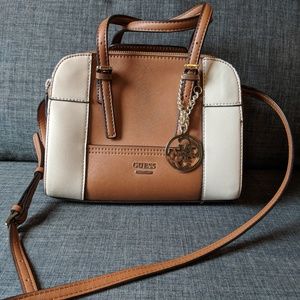 Guess CrossBody Bag